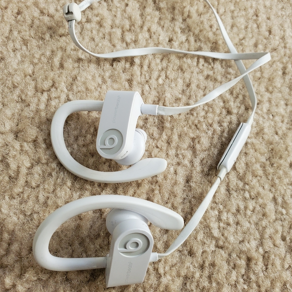 Powerbeats 3